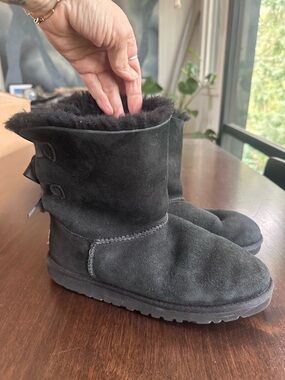 UGG Black Bailey Bow II Shearling Lined Suede Winter Boots 6